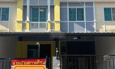 For sale 3 bedrooms townhouse in Mueang Pathum Thani, Pathum Thani