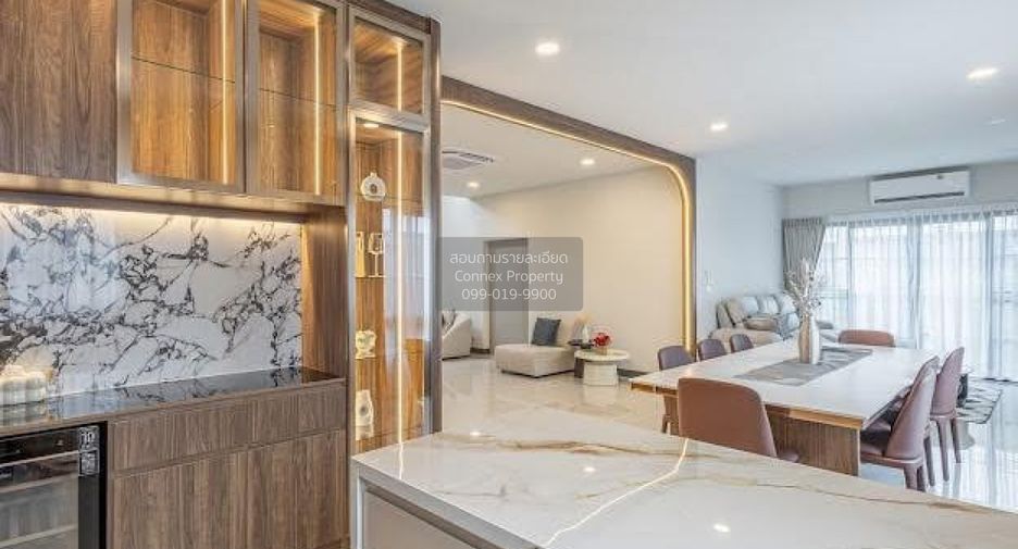 Casa en venta de 4 habitaciones en Khlong Sam Wa, Bangkok