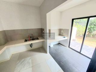 For sale 3 bedrooms house in Khlong Luang, Pathum Thani