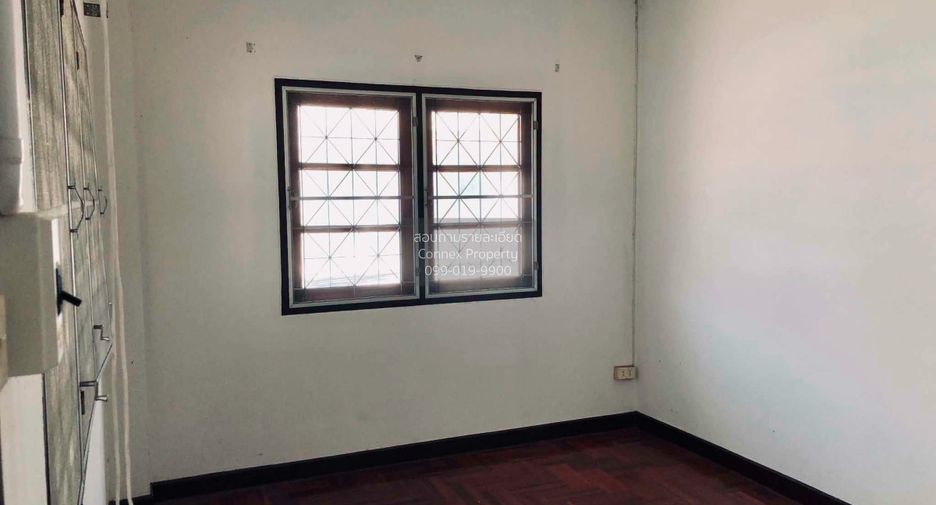 For sale 2 bedrooms townhouse in Pak Kret, Nonthaburi