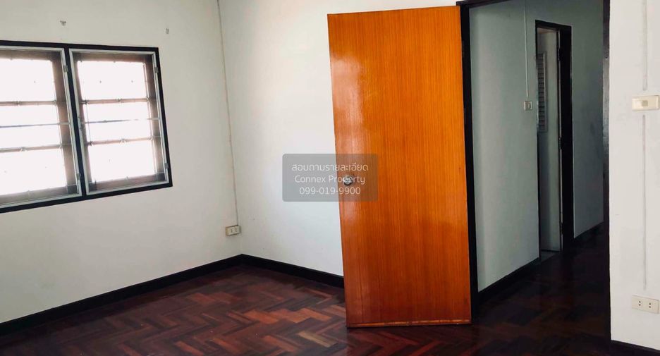 For sale 2 bedrooms townhouse in Pak Kret, Nonthaburi