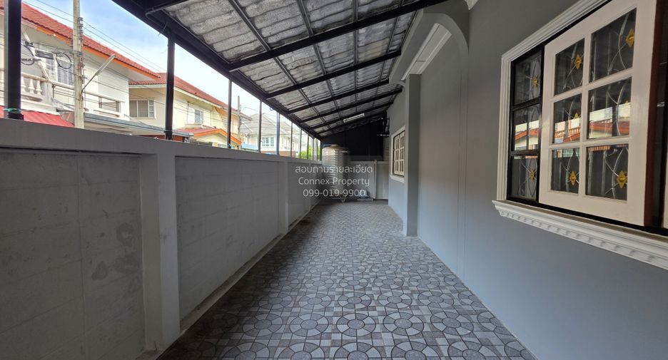 For sale 5 bedrooms house in Phasi Charoen, Bangkok