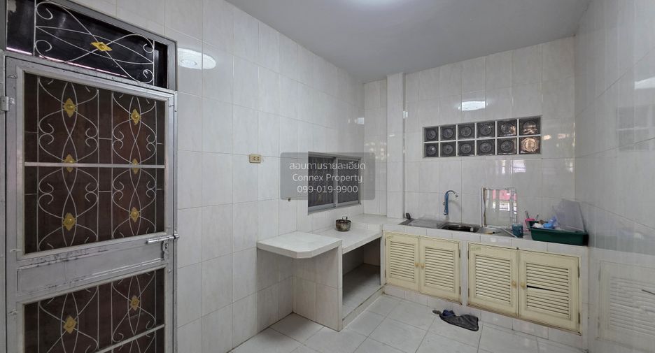For sale 5 bedrooms house in Phasi Charoen, Bangkok