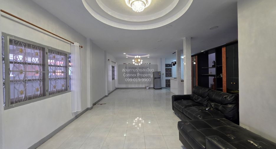 For sale 5 bedrooms house in Phasi Charoen, Bangkok