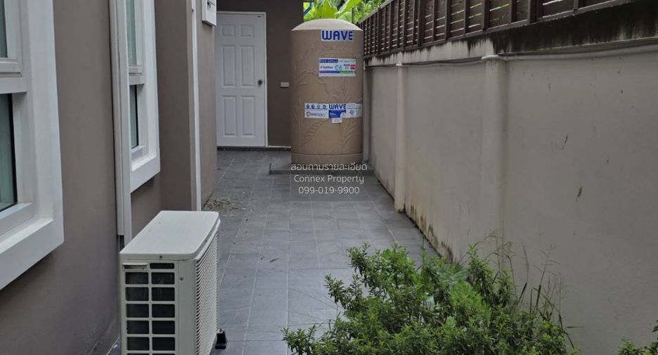 For sale 5 bedrooms house in Phasi Charoen, Bangkok