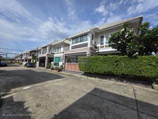 For sale 5 bedrooms house in Phasi Charoen, Bangkok