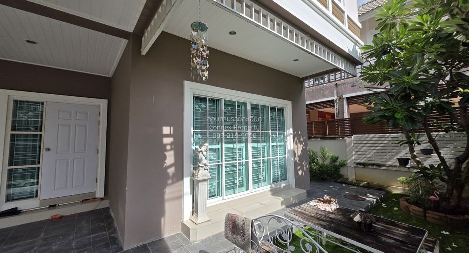 For sale 5 bedrooms house in Phasi Charoen, Bangkok