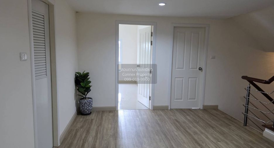 For sale 5 bedrooms house in Phasi Charoen, Bangkok