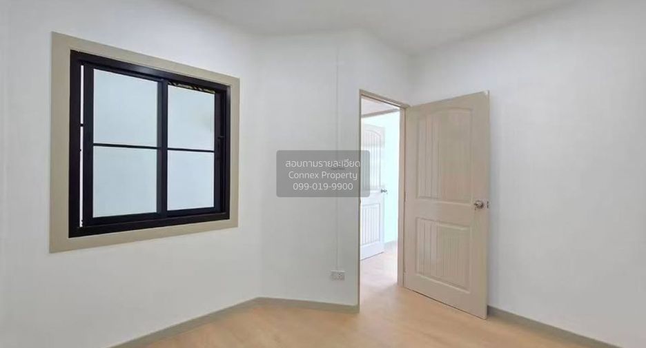 Casa adosada en venta de 4 habitaciones en Bang Bua Thong, Nonthaburi