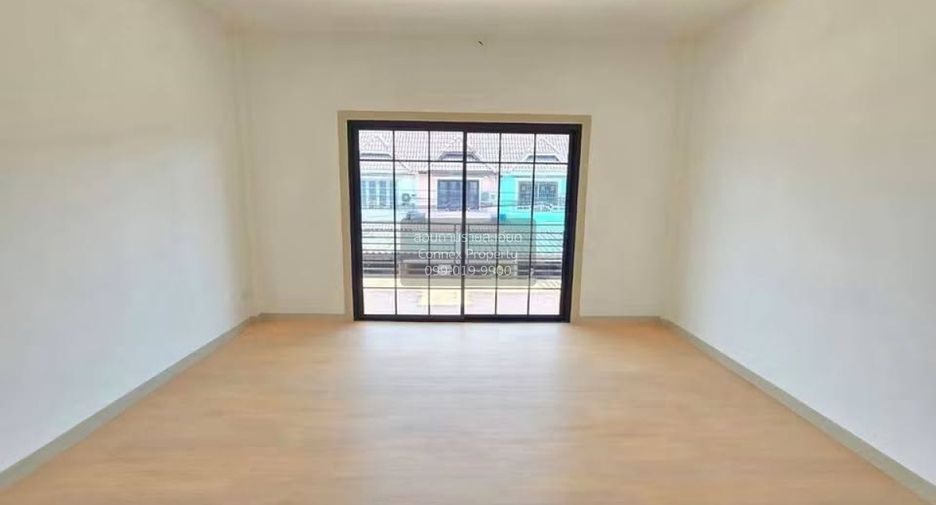 Casa adosada en venta de 4 habitaciones en Bang Bua Thong, Nonthaburi