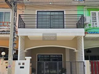 Casa adosada en venta de 4 habitaciones en Bang Bua Thong, Nonthaburi