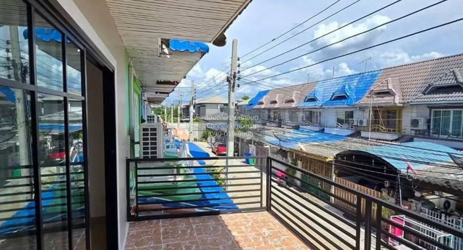 Casa adosada en venta de 4 habitaciones en Bang Bua Thong, Nonthaburi