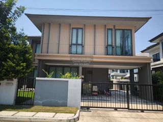 Haus zum Kauf mit 3 Zimmer in Bang Khun Thian, Bangkok