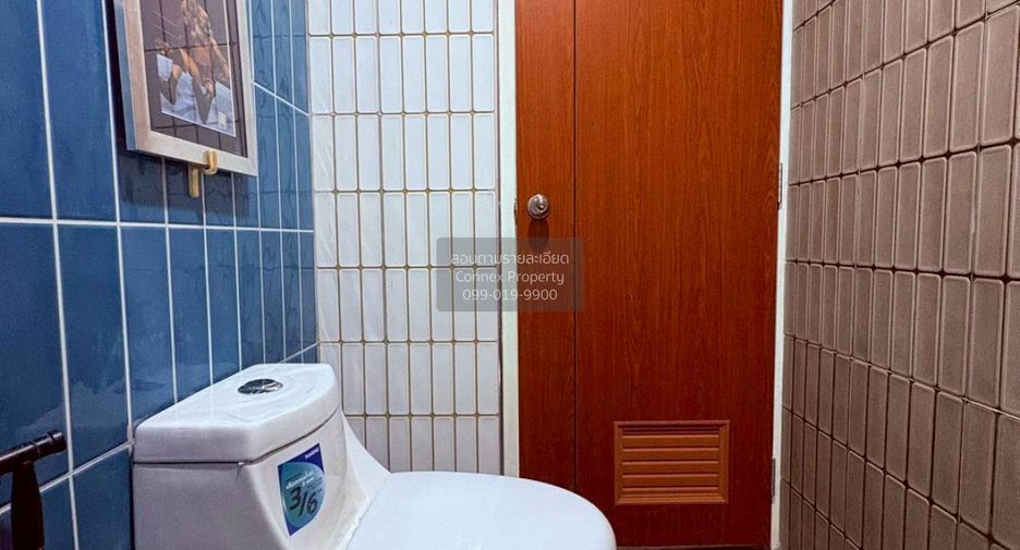 Casa adosada en venta de 3 habitaciones en Bang Bua Thong, Nonthaburi