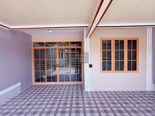Casa adosada en venta de 3 habitaciones en Bang Bua Thong, Nonthaburi