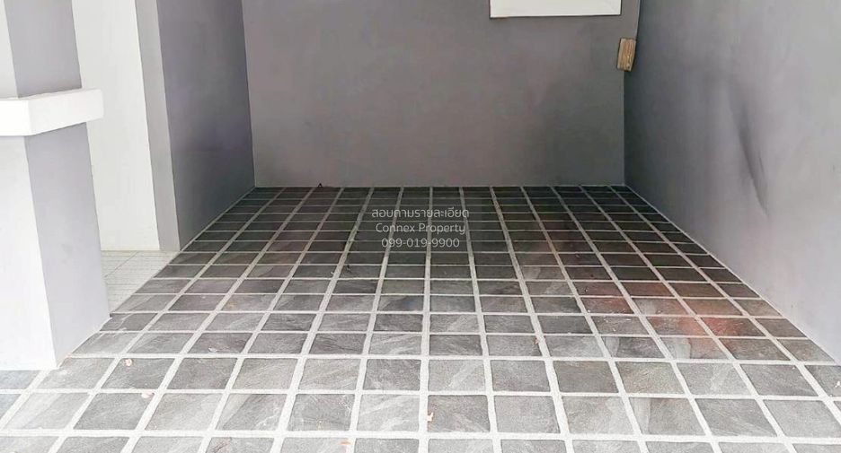 For sale 3 bedrooms townhouse in Lam Luk Ka, Pathum Thani