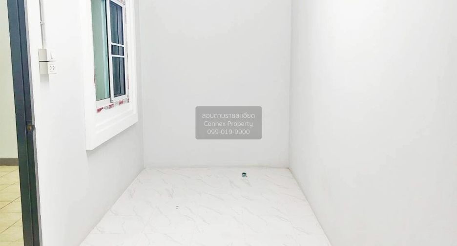 For sale 3 bedrooms townhouse in Lam Luk Ka, Pathum Thani