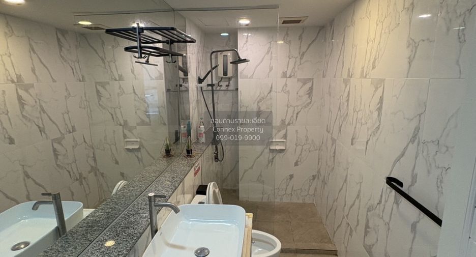 For sale 1 bed condo in Yan Nawa, Bangkok