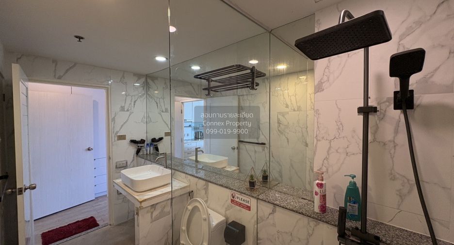 For sale 1 bed condo in Yan Nawa, Bangkok