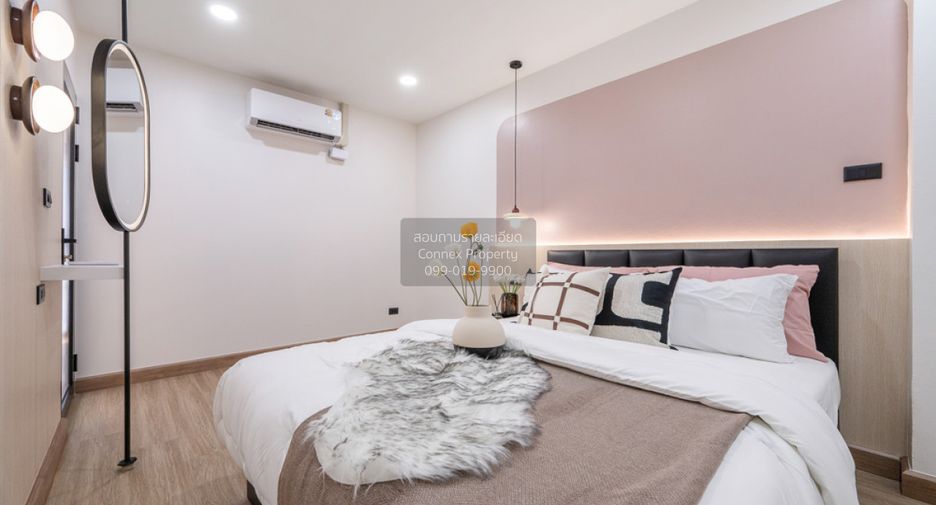 For sale 2 bedrooms condo in Din Daeng, Bangkok