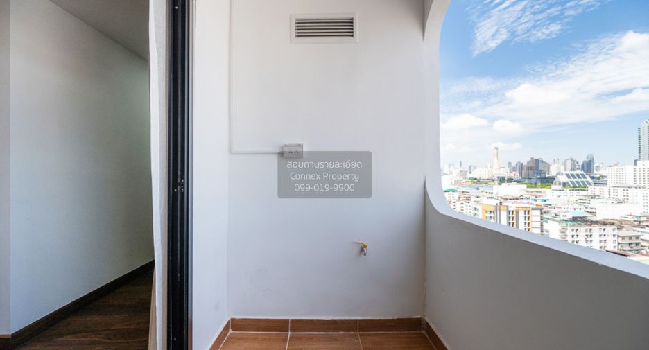 For sale 2 bedrooms condo in Din Daeng, Bangkok