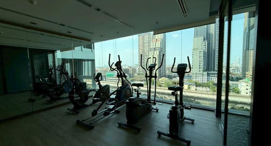 À vendre 1 chambre condo à Khlong San, Bangkok