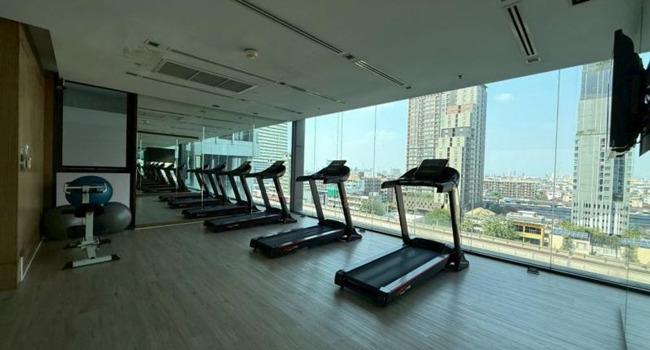 À vendre 1 chambre condo à Khlong San, Bangkok