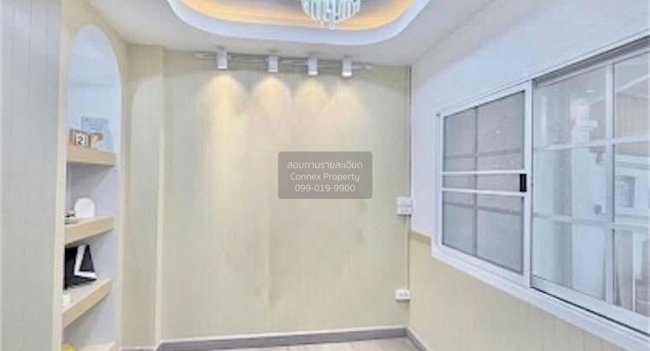 Casa adosada en venta de 3 habitaciones en Nong Khaem, Bangkok