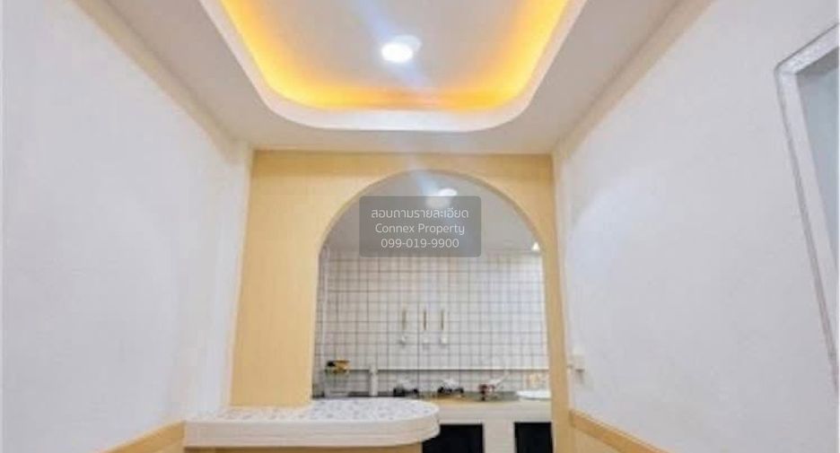 Casa adosada en venta de 3 habitaciones en Nong Khaem, Bangkok
