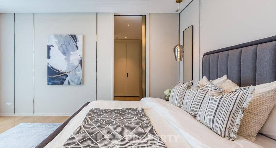 For sale 2 bedrooms condo in Pathum Wan, Bangkok
