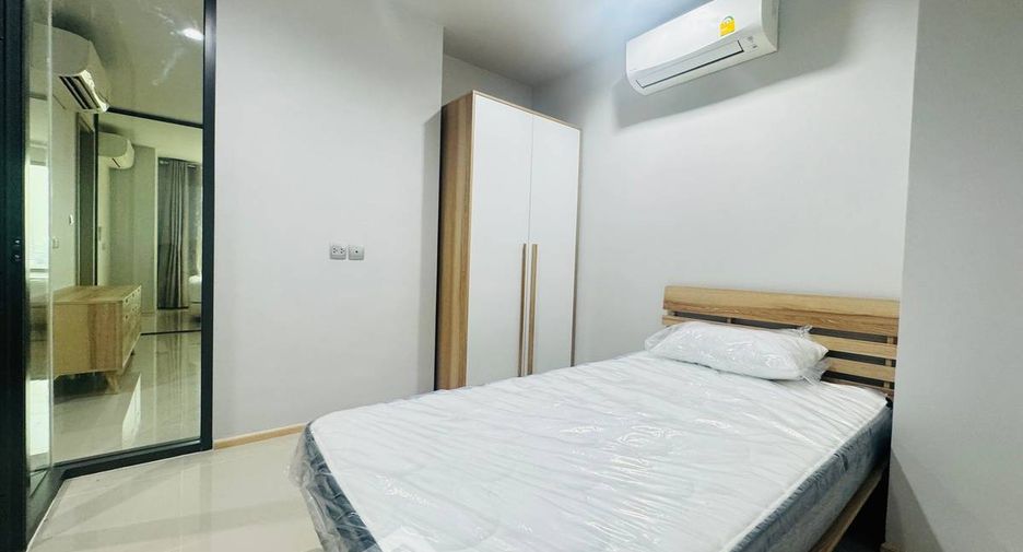 For rent 2 bedrooms condo in Chatuchak, Bangkok