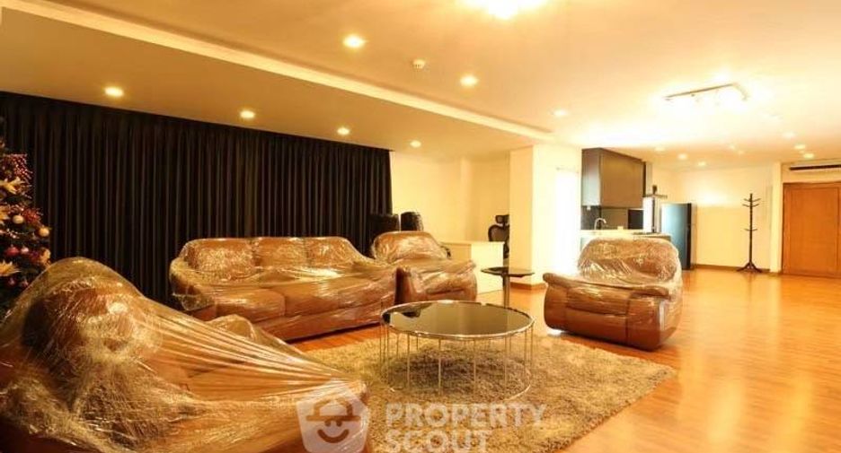 For rent 2 bedrooms apartment in Khlong San, Bangkok