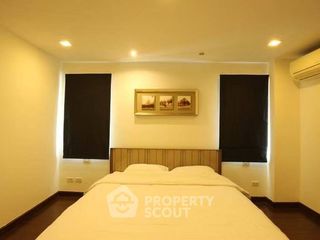 For rent 2 bedrooms apartment in Khlong San, Bangkok