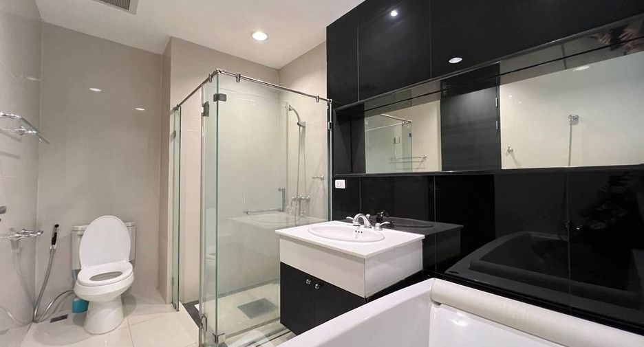 Condo en alquiler de 1 habitaciones en Pathum Wan, Bangkok