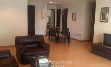 For rent 3 bedrooms condo in Khlong Toei, Bangkok
