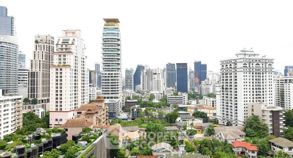 For rent 1 bed condo in Watthana, Bangkok