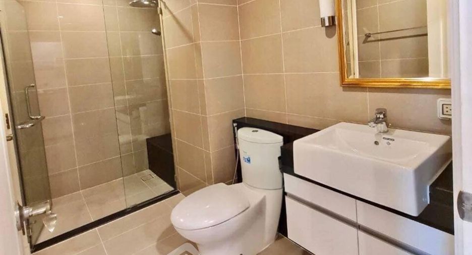 For rent 1 bed condo in Huai Khwang, Bangkok