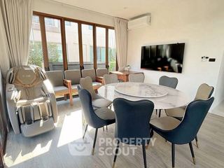 For rent 4 bedrooms house in Bang Kapi, Bangkok
