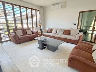 For rent 4 bedrooms house in Bang Kapi, Bangkok