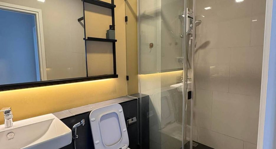 Condo en alquiler de 2 habitaciones en Phasi Charoen, Bangkok