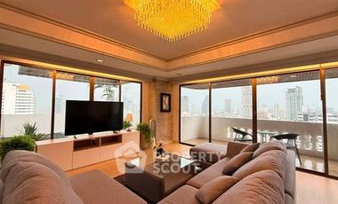 Apartamento en alquiler de 3 habitaciones en Watthana, Bangkok