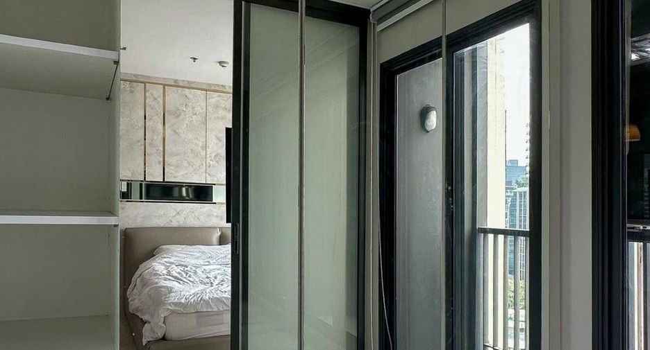 For rent 1 bed condo in Pathum Wan, Bangkok