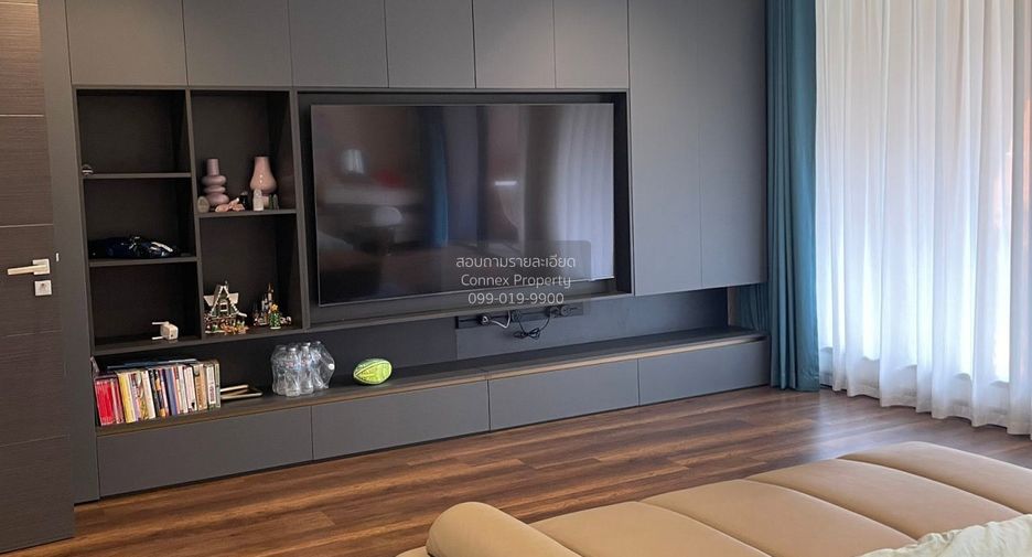 For rent 4 bedrooms townhouse in Mueang Samut Prakan, Samut Prakan