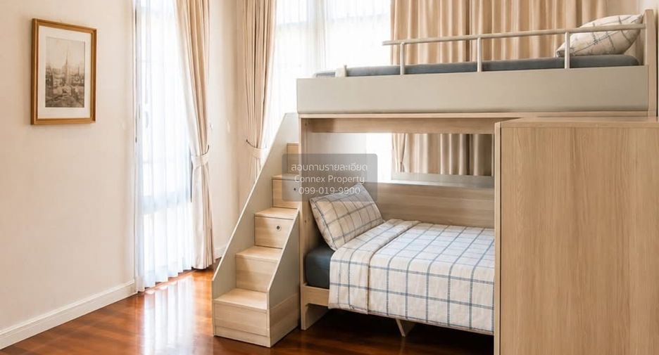 For rent 4 bedrooms house in Watthana, Bangkok