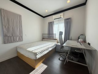 For rent 4 ベッドルーム house in Bang Kapi, Bangkok