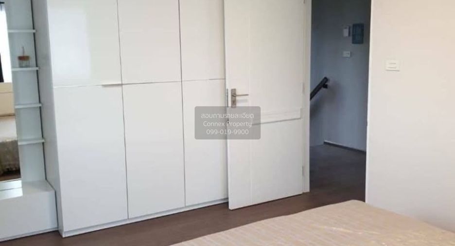 Casa en alquiler de 4 habitaciones en Bang Phli, Samut Prakan