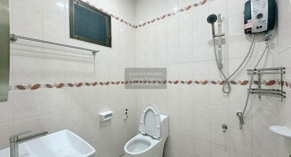 For rent 3 bedrooms house in Bang Lamung, Chonburi