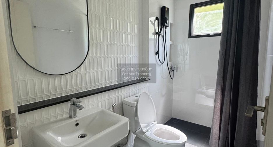 Casa en alquiler de 3 habitaciones en Bang Phli, Samut Prakan
