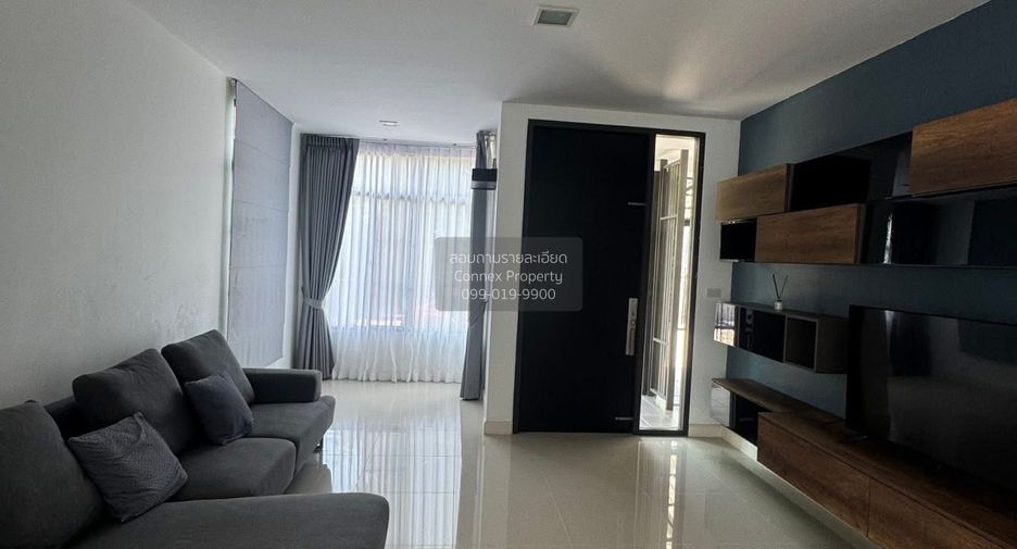Casa en alquiler de 3 habitaciones en Bang Phli, Samut Prakan