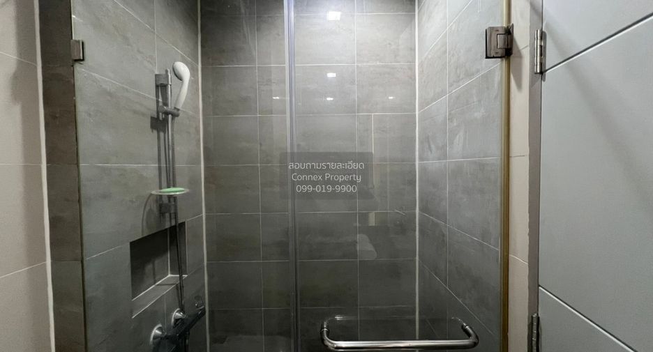For rent 2 bedrooms condo in Phra Khanong, Bangkok